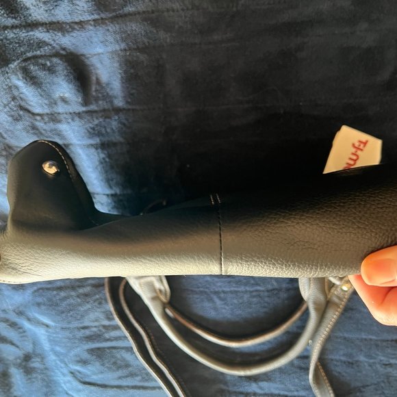 Tignanello Black Large Leather Satchel - Picture 3 of 6